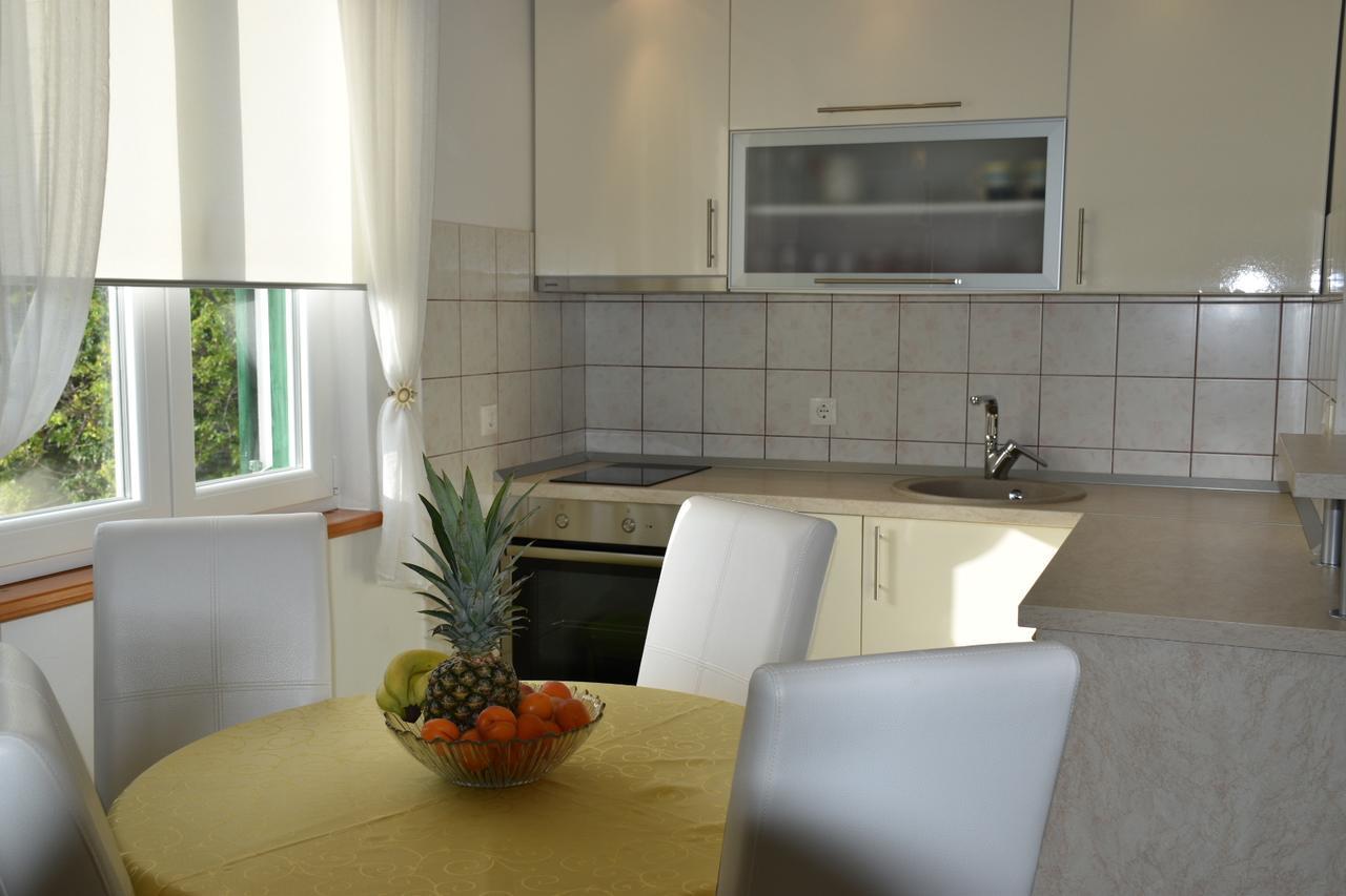 Apartment Antonija Punta Skala Next To Falkensteiner
