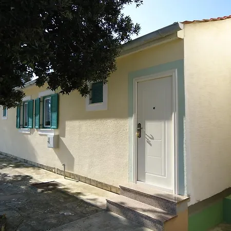 Apartments Antonija Punta Skala Next To Falkensteiner Resort Petrcane Exterior photo