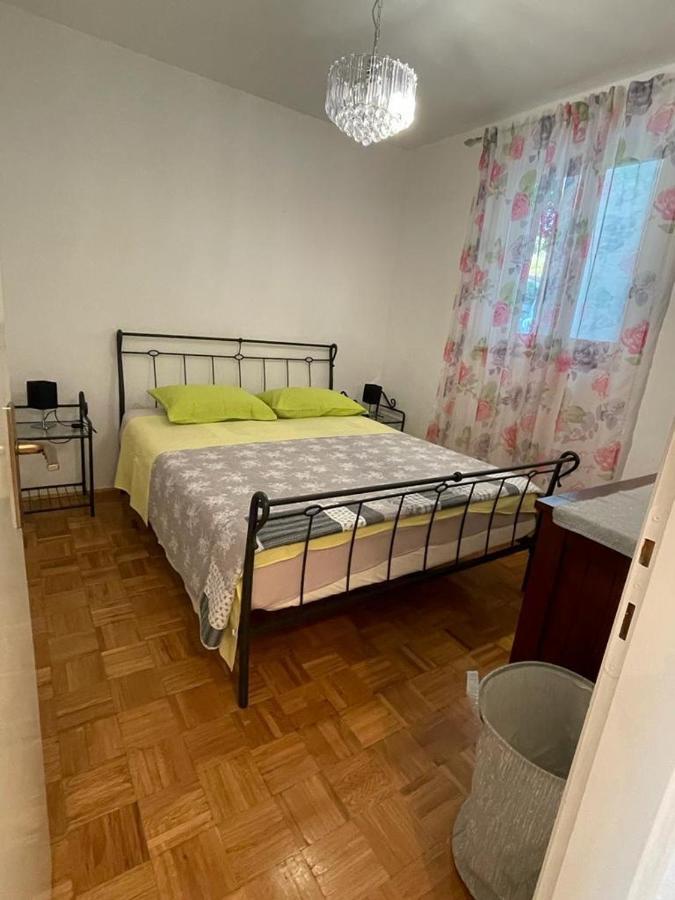 Apartment Antonija Punta Skala Next To Falkensteiner Petrcane